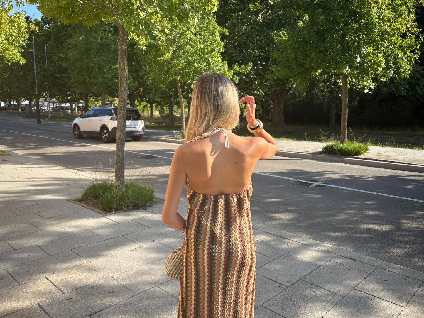 Vestido largo de crochet cuello halter