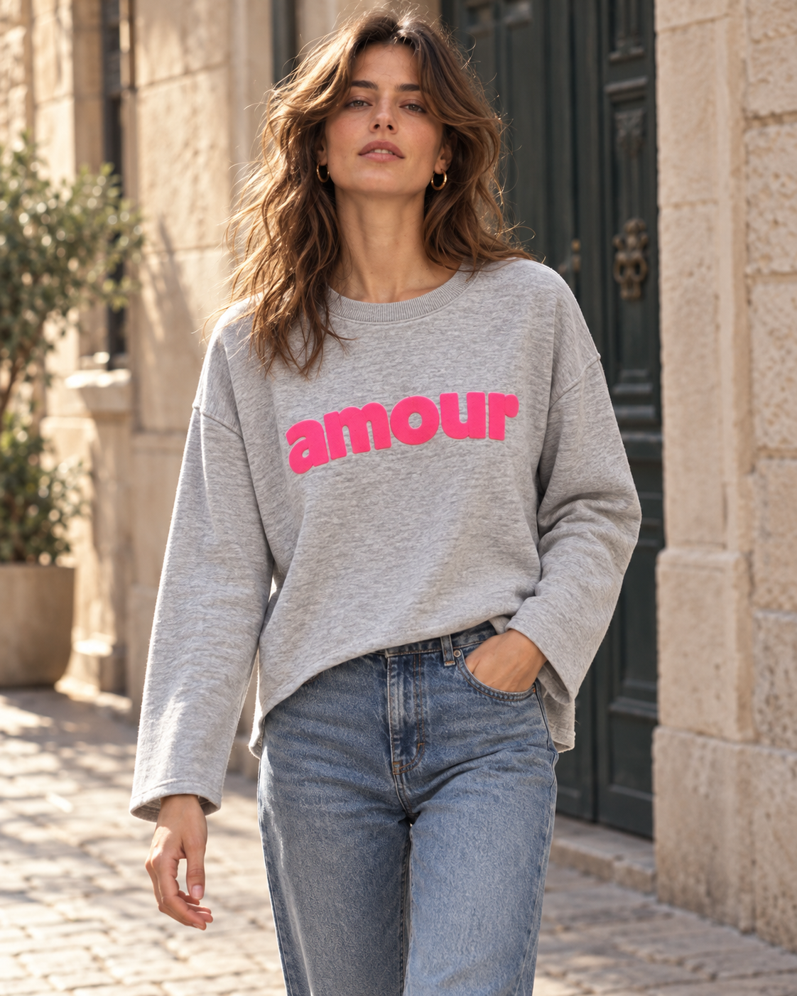Sudadera Amour Pop Gris jaspeado — vista con modelo