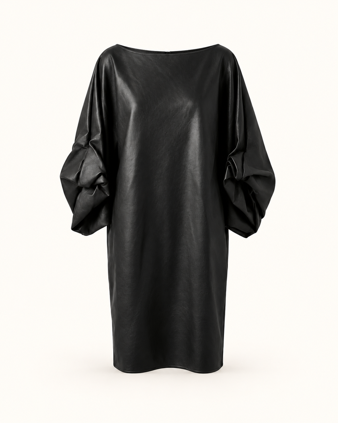 Vestido efecto piel negro con mangas integradas